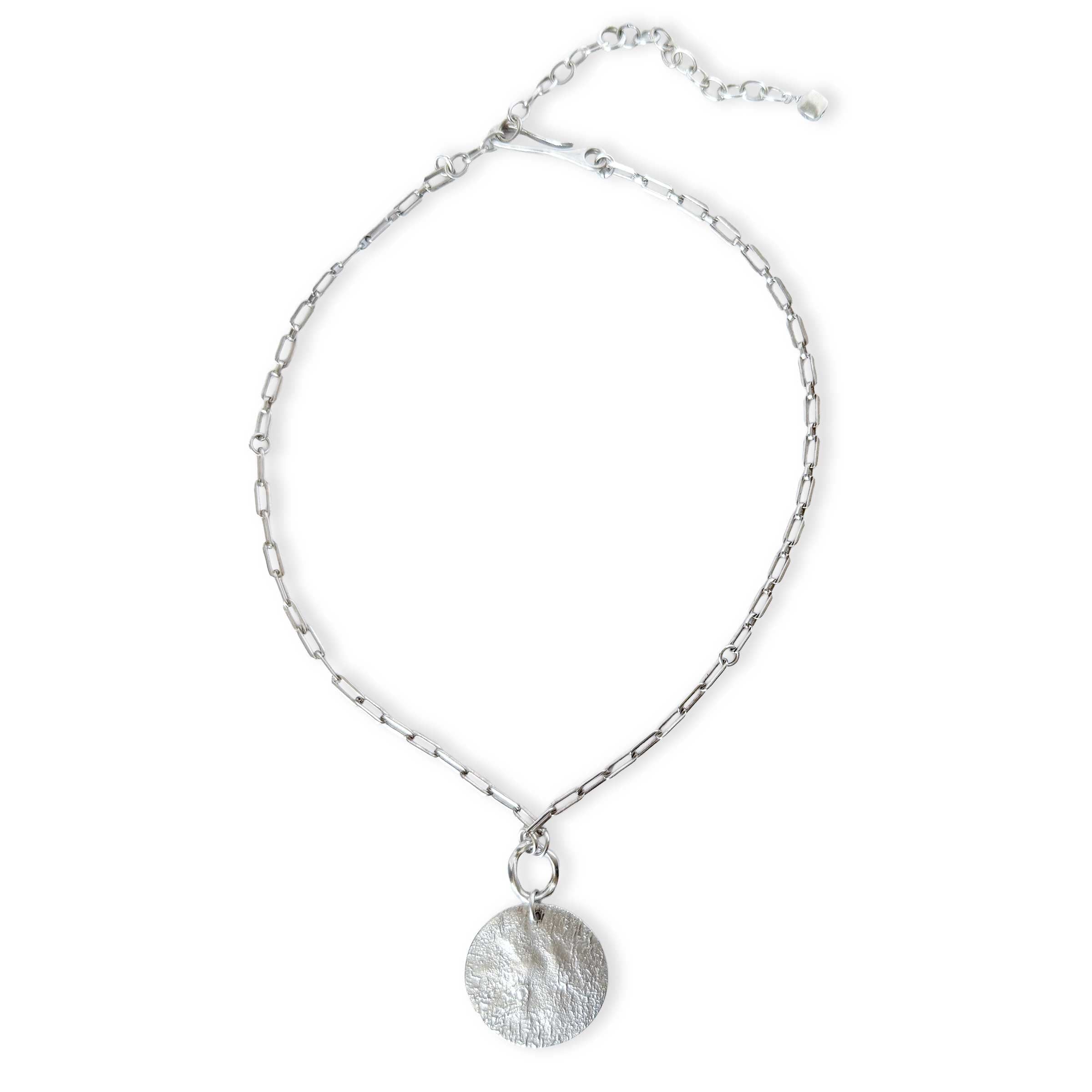 Reticulated Silver Necklace v-02